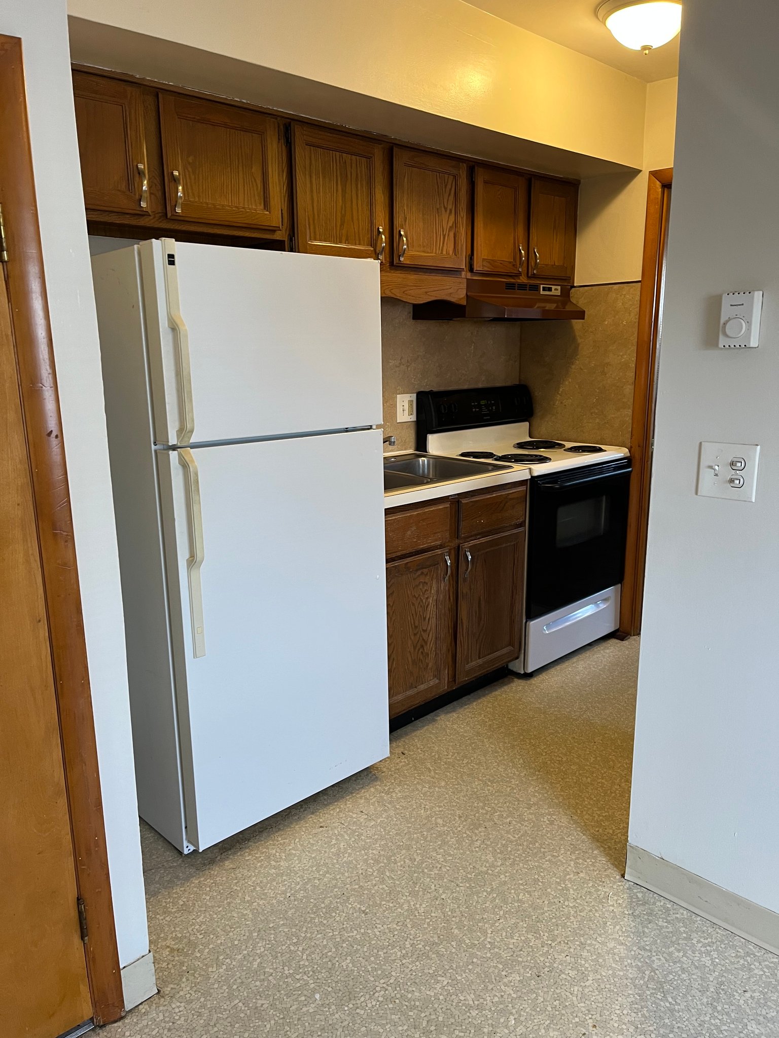 Olyphant Apartment: 114-116 Spruce St.