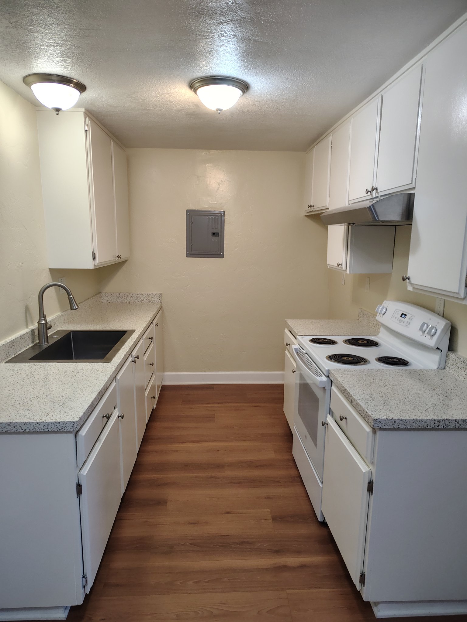 Buena Park Apartment: 6742 Western Ave #4