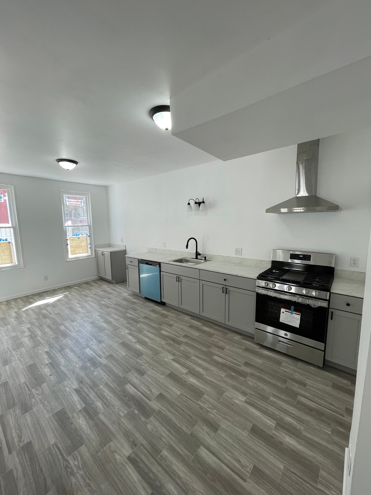 York House: 132 N West St