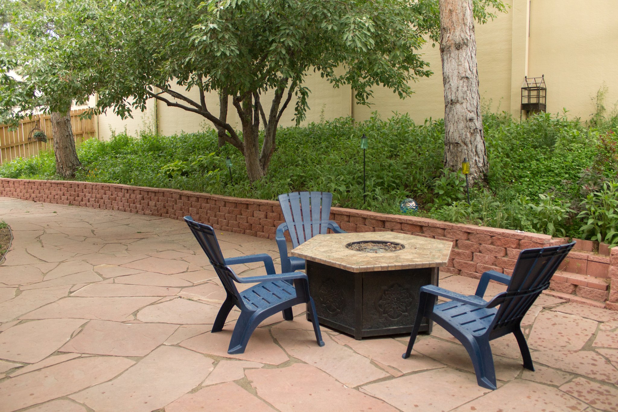 Denver House: 8365 East Radcliff Avenue