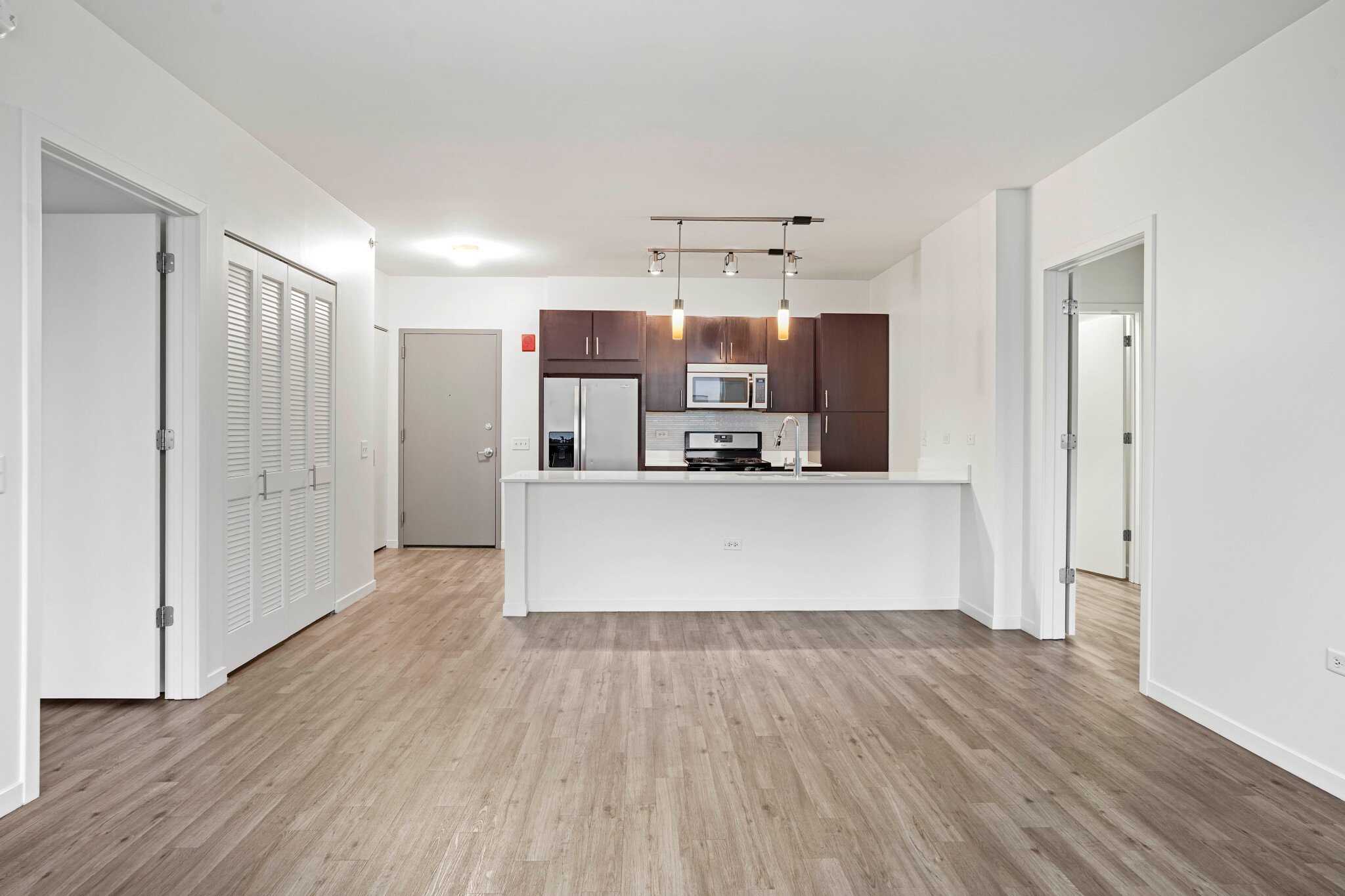 Chicago Condo: 3748 N Halsted St
