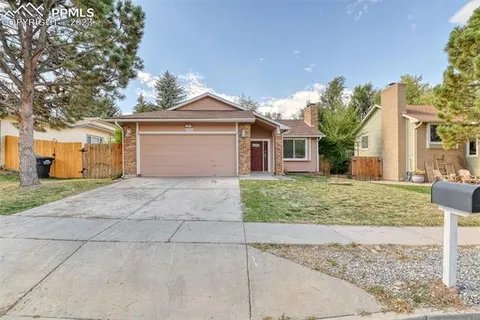 Colorado Springs House: 6250 Northwind Dr