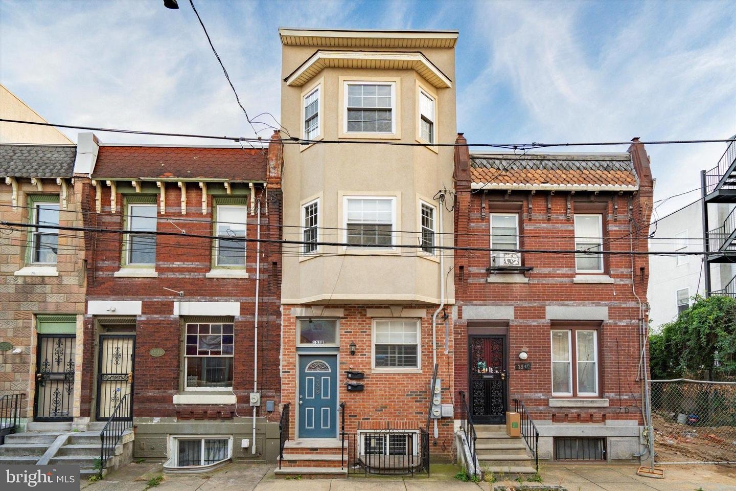 Philadelphia Multiplex: 1538 Fontain