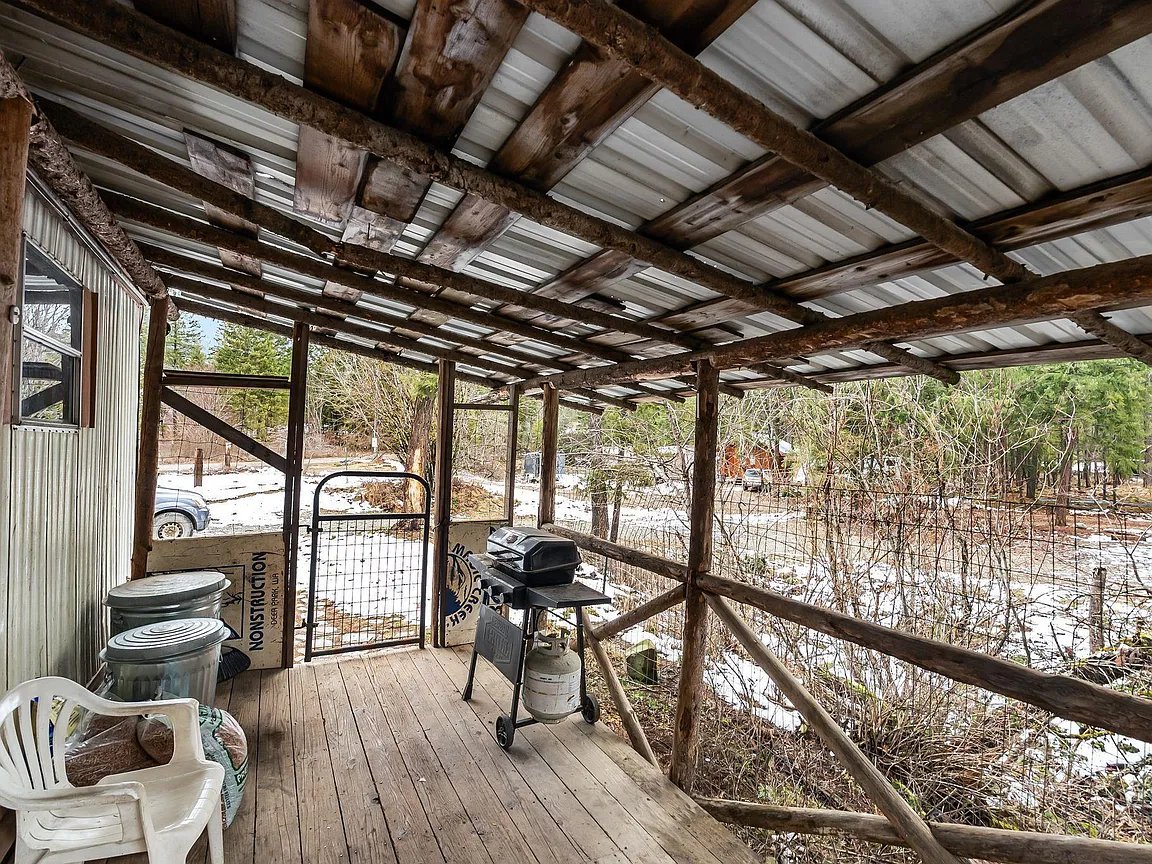 Clark Fork House: 582 Mountainview Dr