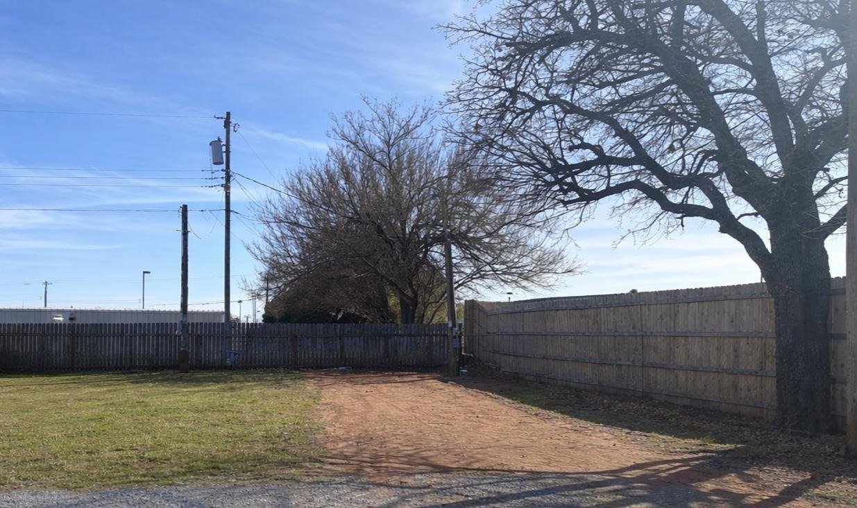 Oklahoma City Other: 5299 N Beverly Dr