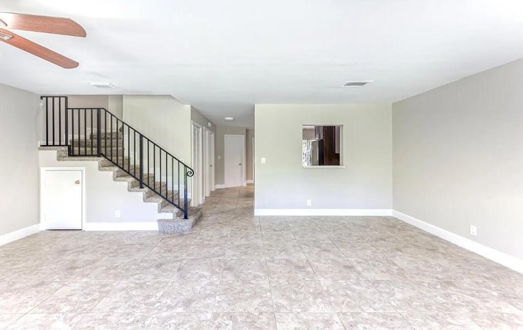 Boca Raton Townhome: 663 Dover Street 10