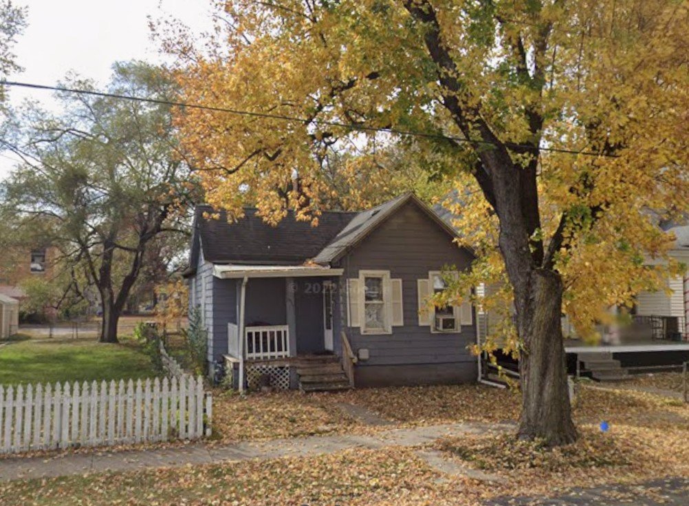 Peoria House: 1220 W John H Gwynn Jr Ave