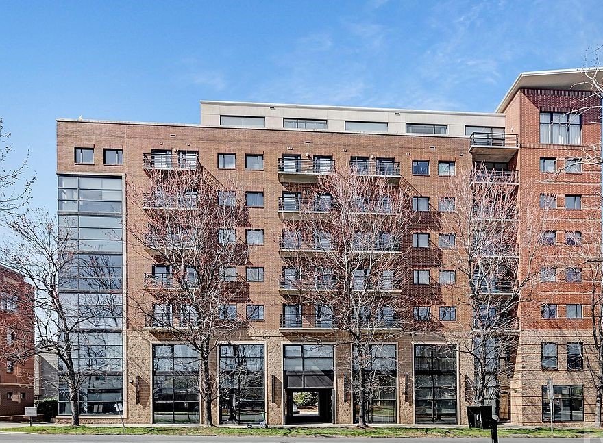 Charlotte Apartment: 715 N Church St