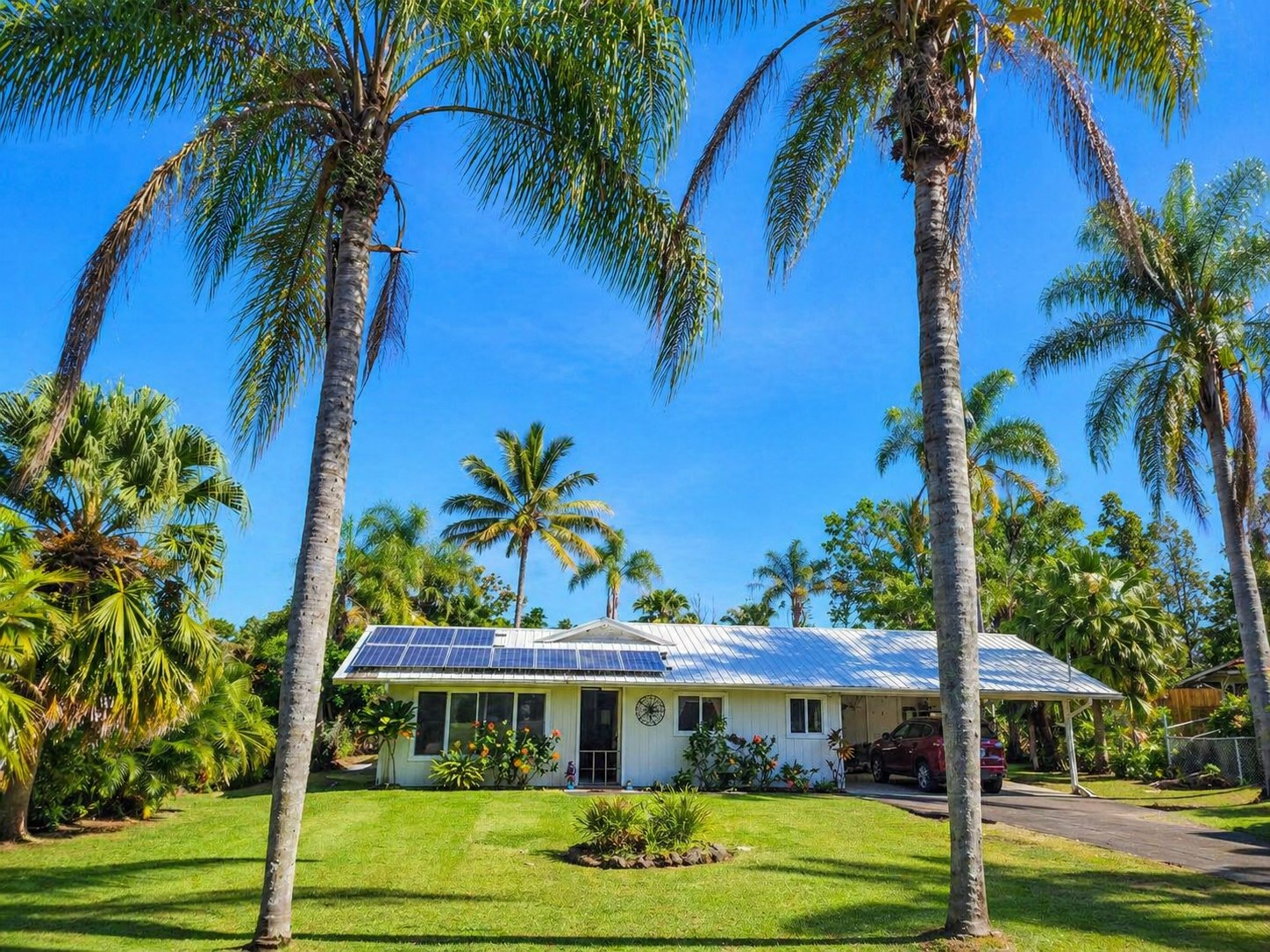 Pahoa House: 15-2811 Kaku St