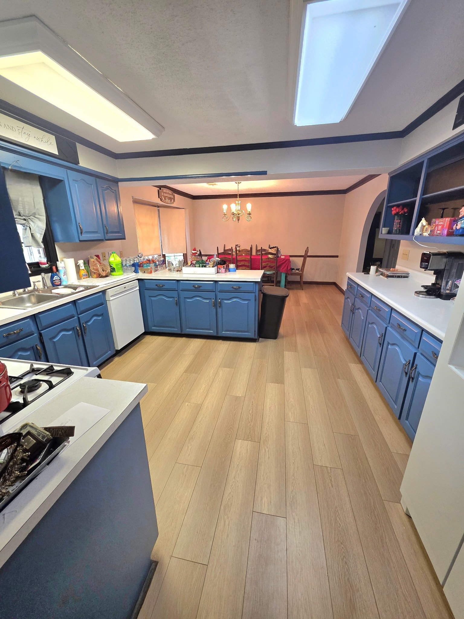Lagrange House: 92 Bailey Rd