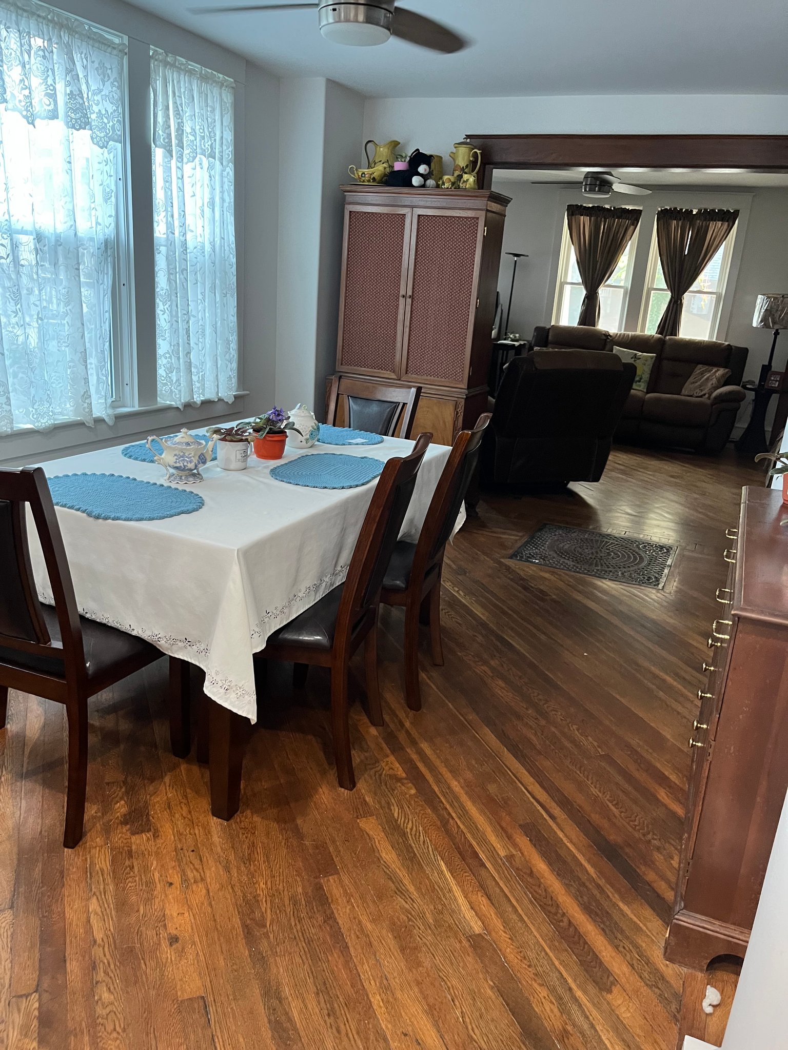 Brownstown Townhome: 38 E. Main Street