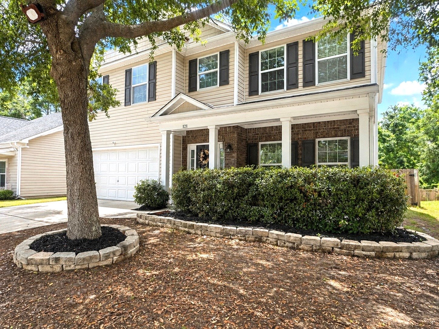 Beaufort House: 121 Mission Way