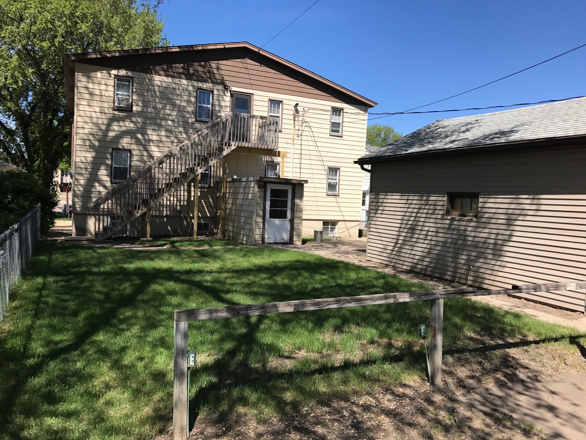 Bismarck Apartment: 1025 North 13th Street