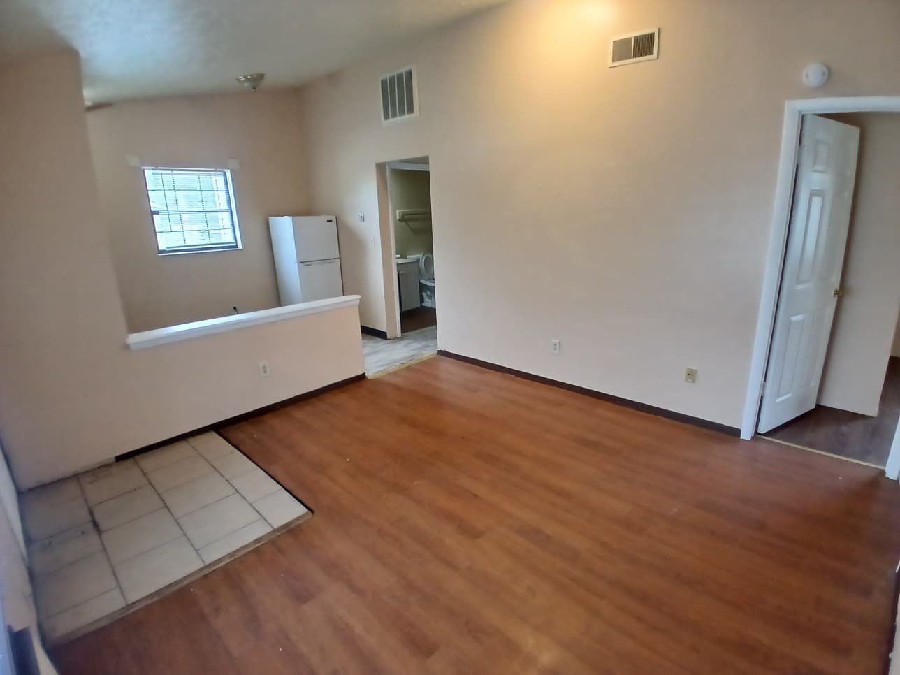 Cleveland Apartment: Thurston St Akron, 44320