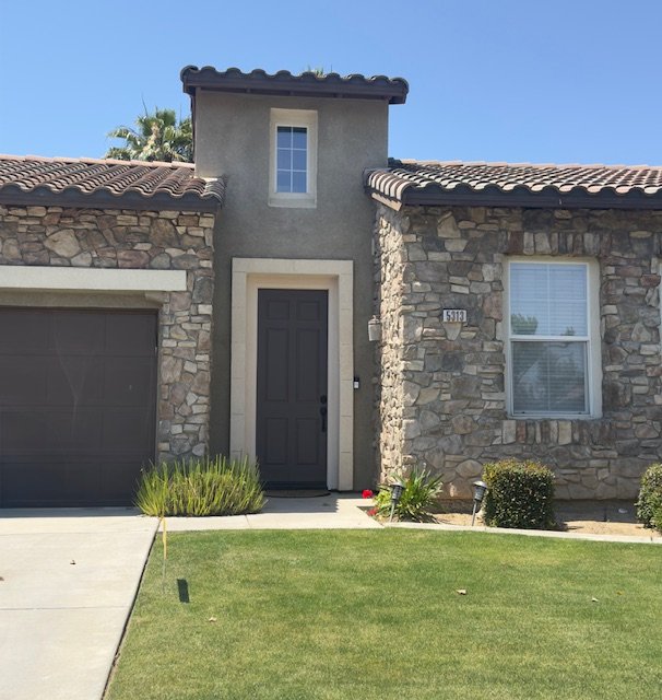 Bakersfield House: 5313 Pelican Hill Dr