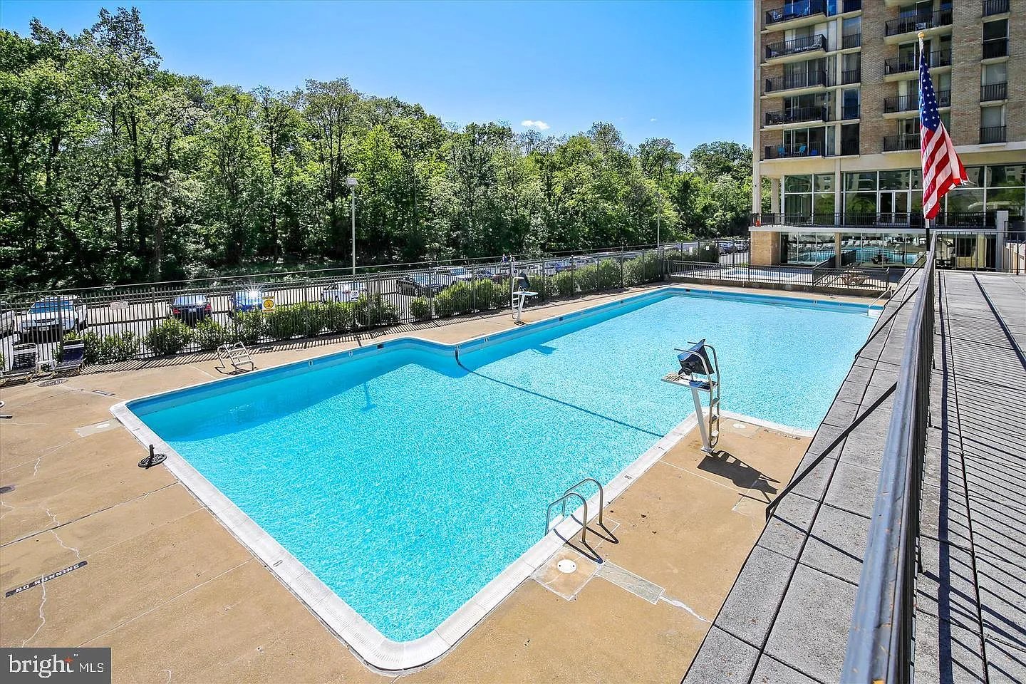 Arlington Condo: 4500 s four mile run drive