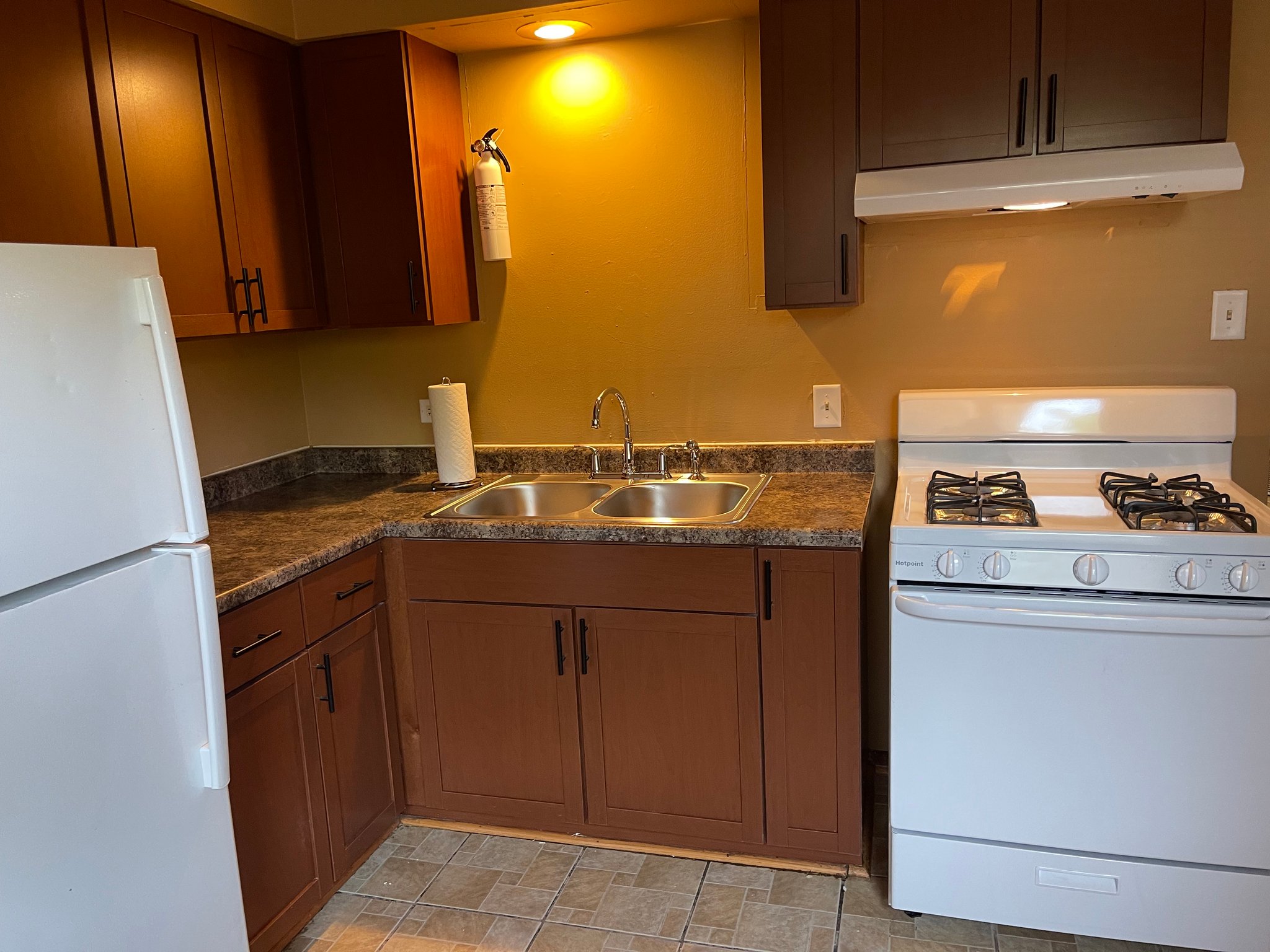 Blue Island Apartment: 2204 W. 123rd St.