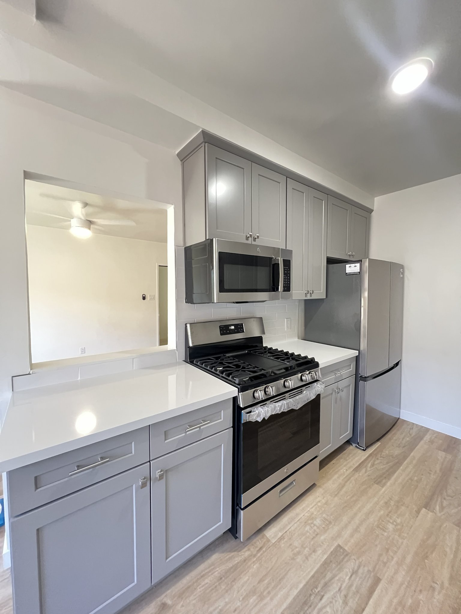 Los Angeles Apartment: 1322 Amherst Ave, Los Angeles, CA 90025