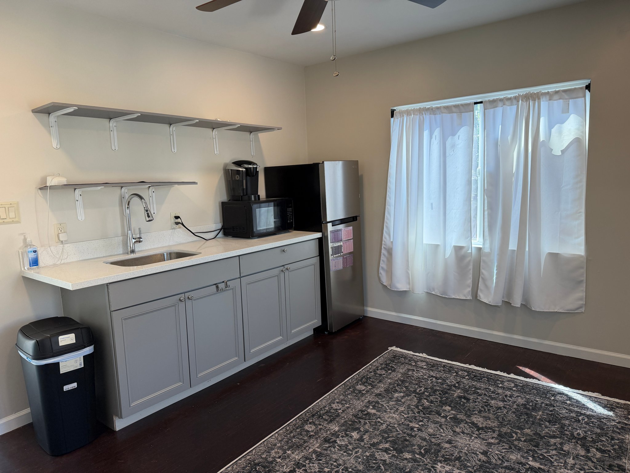 Long Beach House: 259 Roycroft Avenue