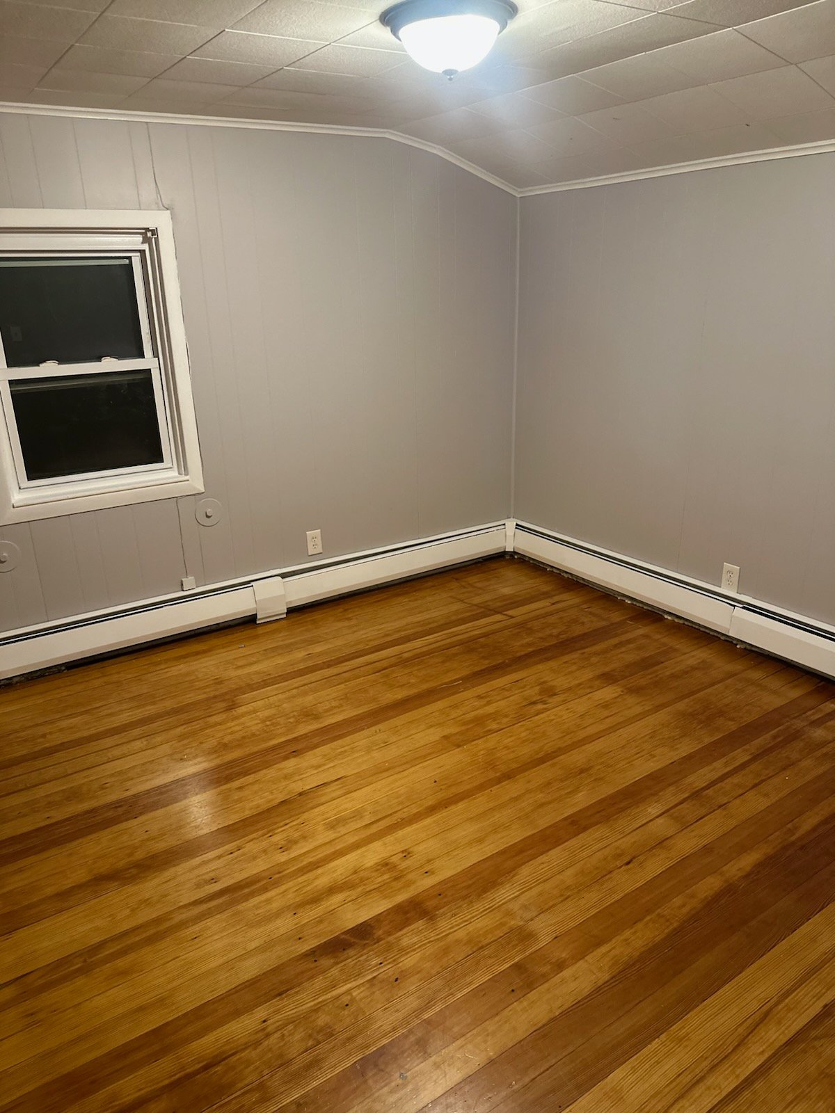 Bristol Apartment: 102 Constitution St