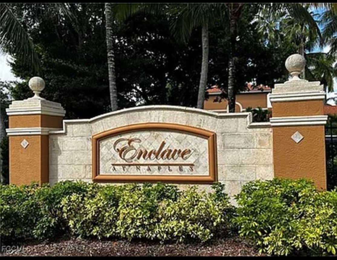 Naples Apartment: 1270 Wildwood Lakes Blvd