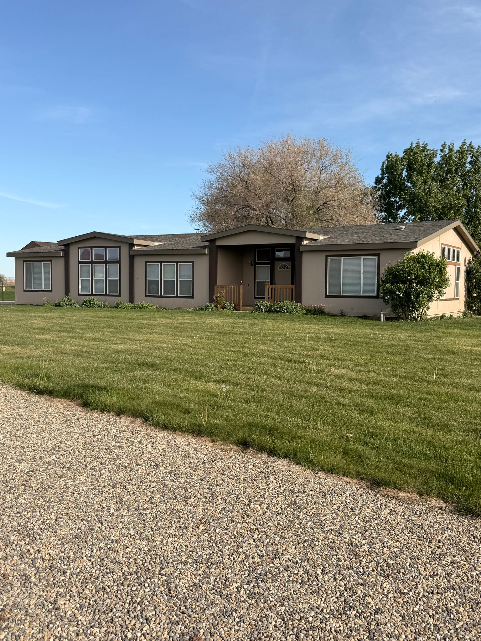Outlook House: 101 N Arms Rd