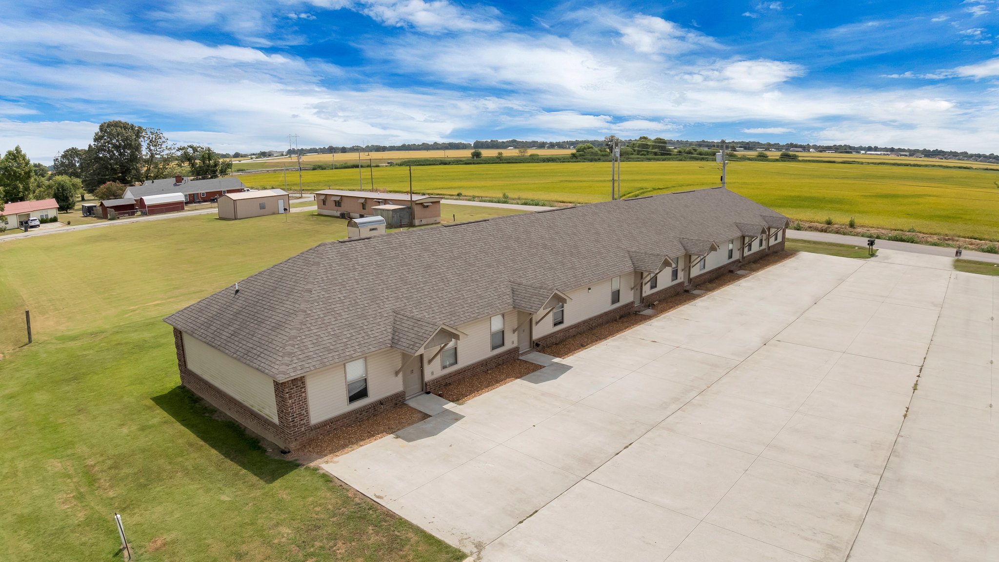 Walnut Ridge Apartment: 19 Lawrence 434