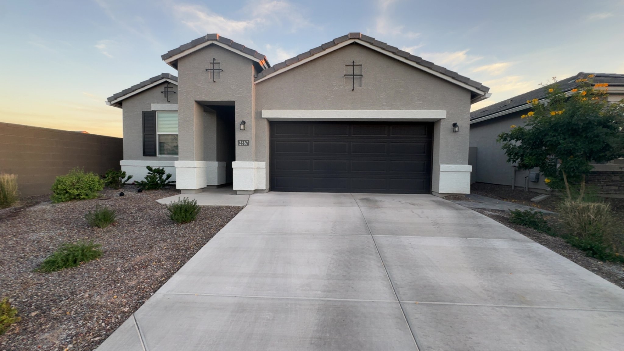 Apache Junction House: 2367 W Shanley Ave