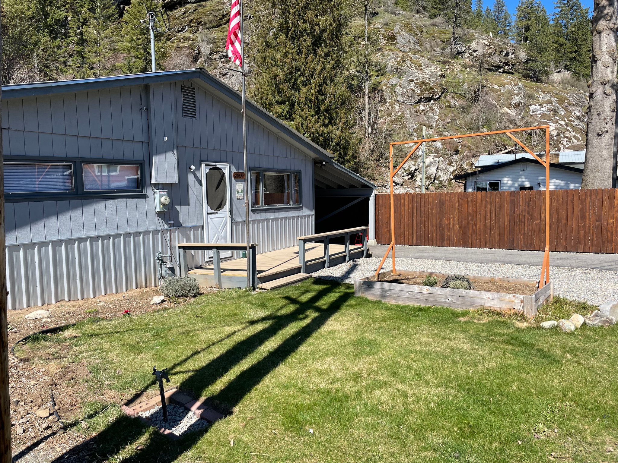 RATHDRUM House: 20651 NORTH ALTAMONT ROAD