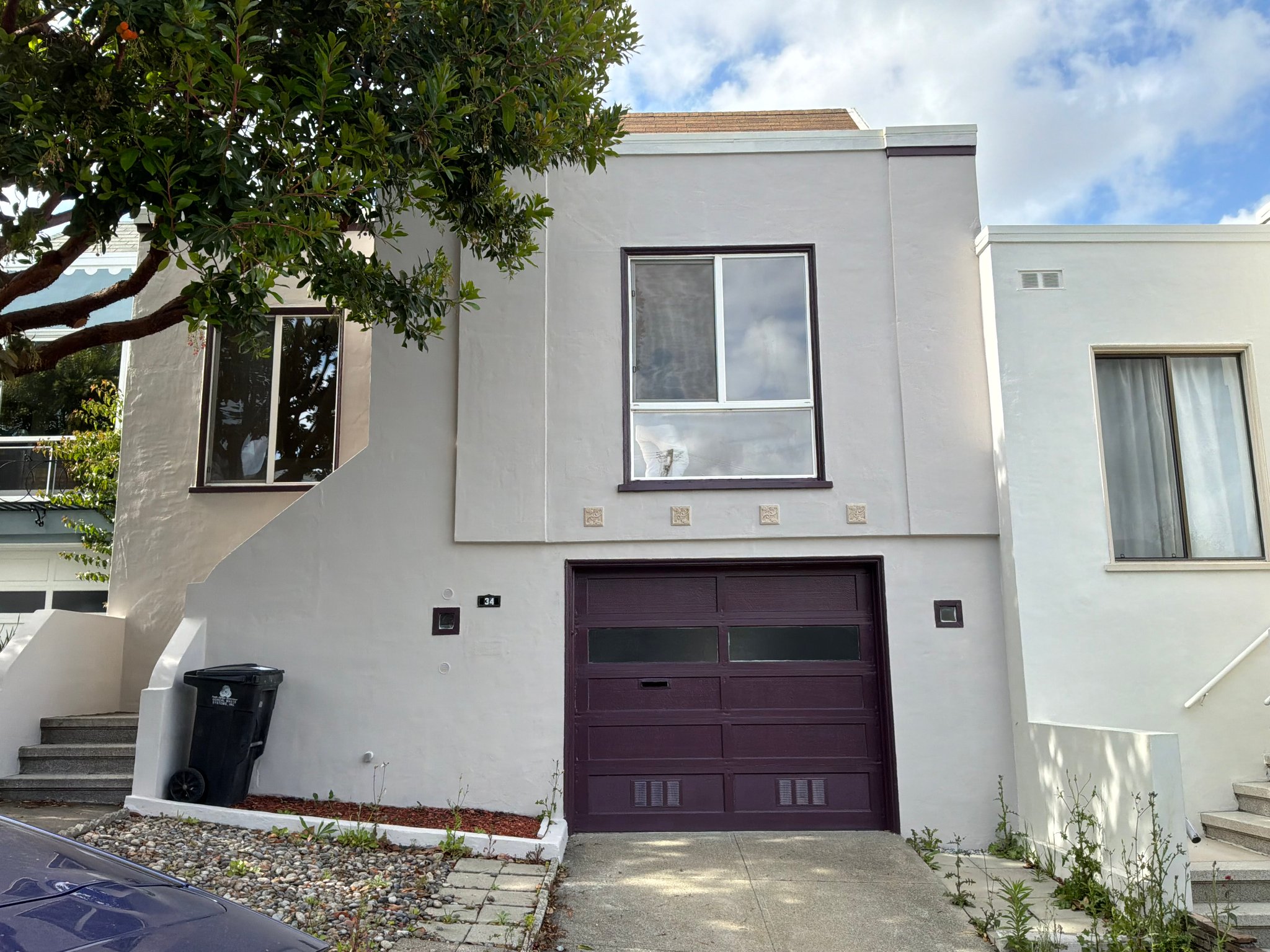 San Francisco House: 34 Tulane St