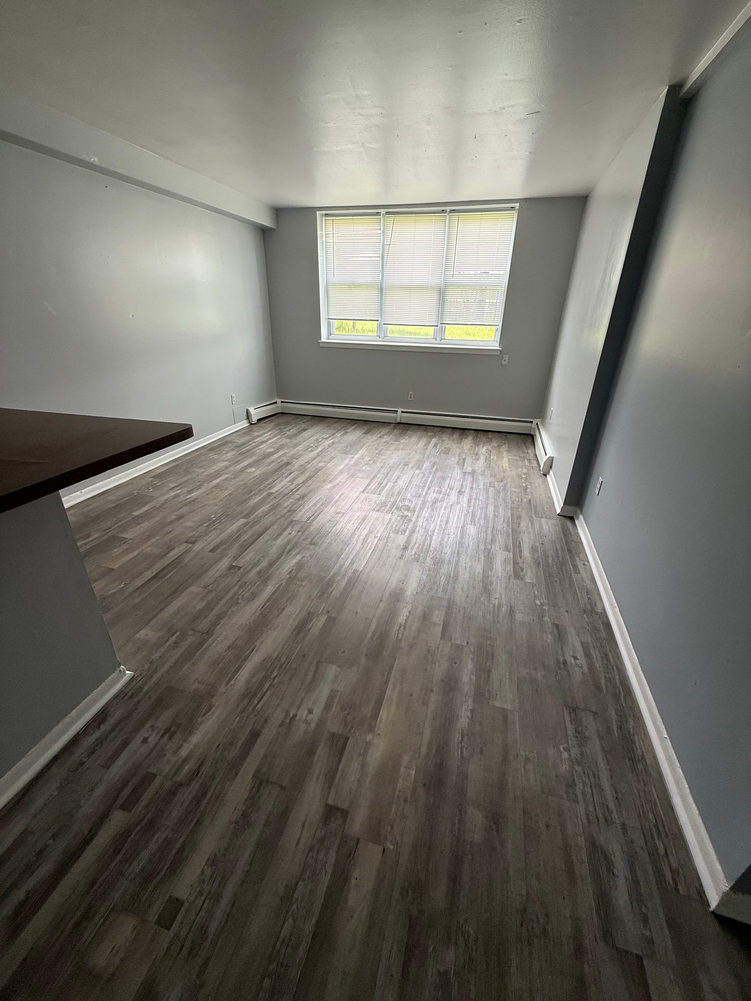 Hartford Apartment: 194 Washington St