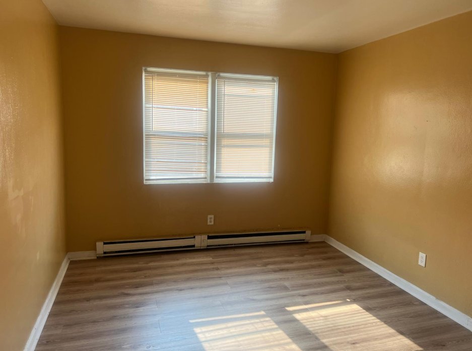 East Cleveland Apartment: 13965 Superior Road