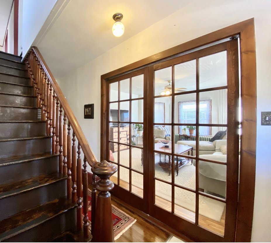 DANVILLE House: 1044 CHERRY ST