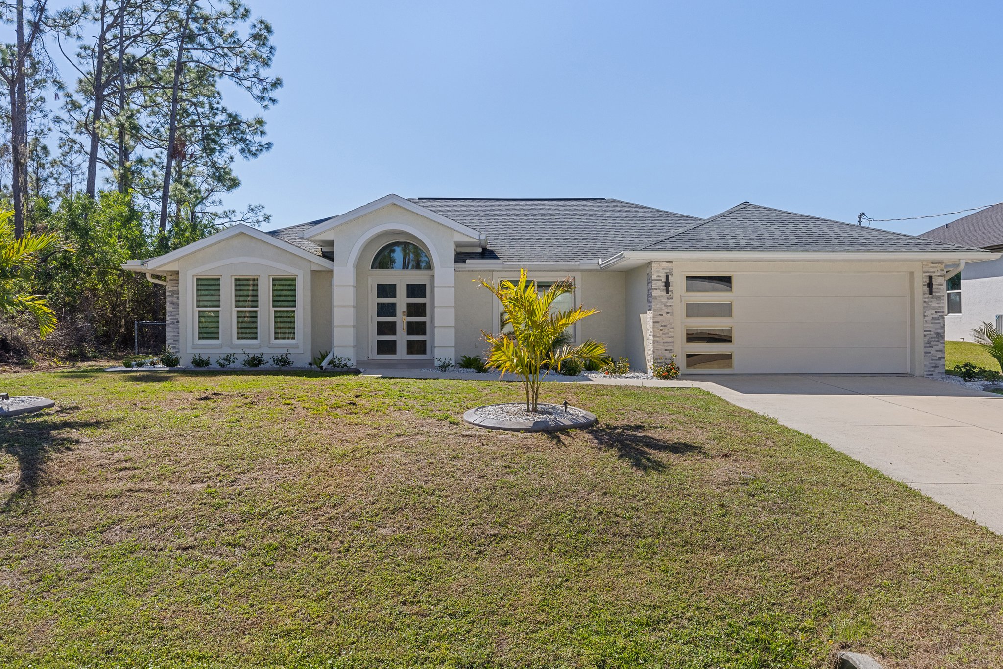 North Port House: 4485 Hansard Ave