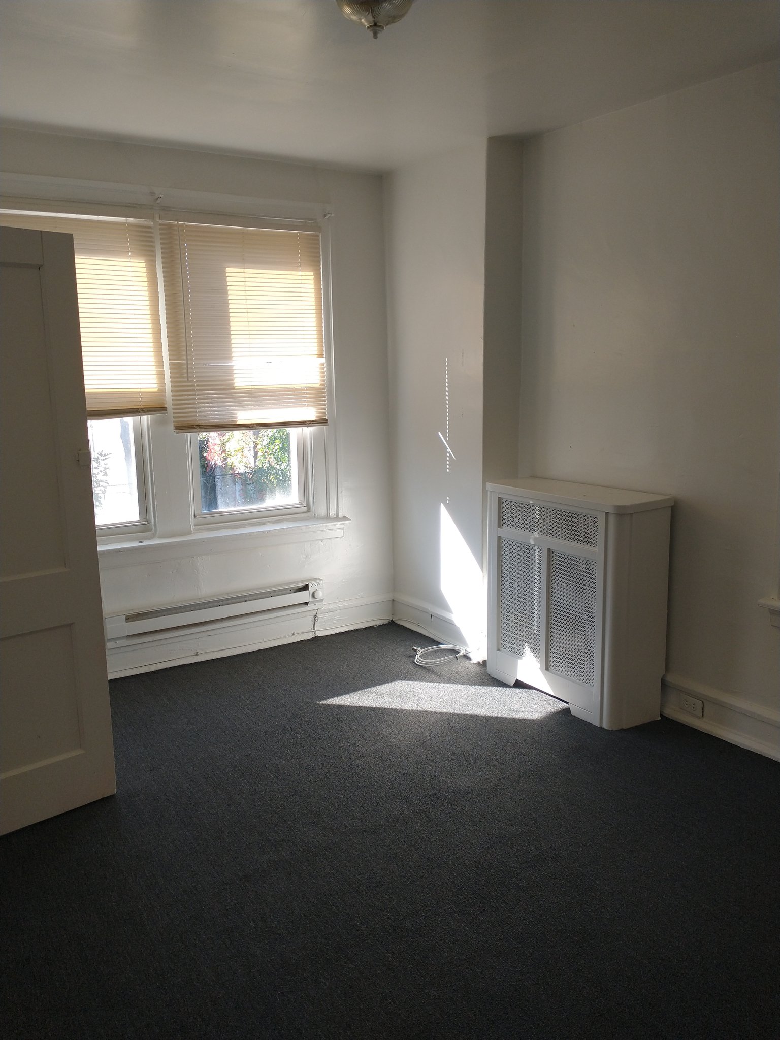 Philadelphia Townhome: 434 W Fisher Ave