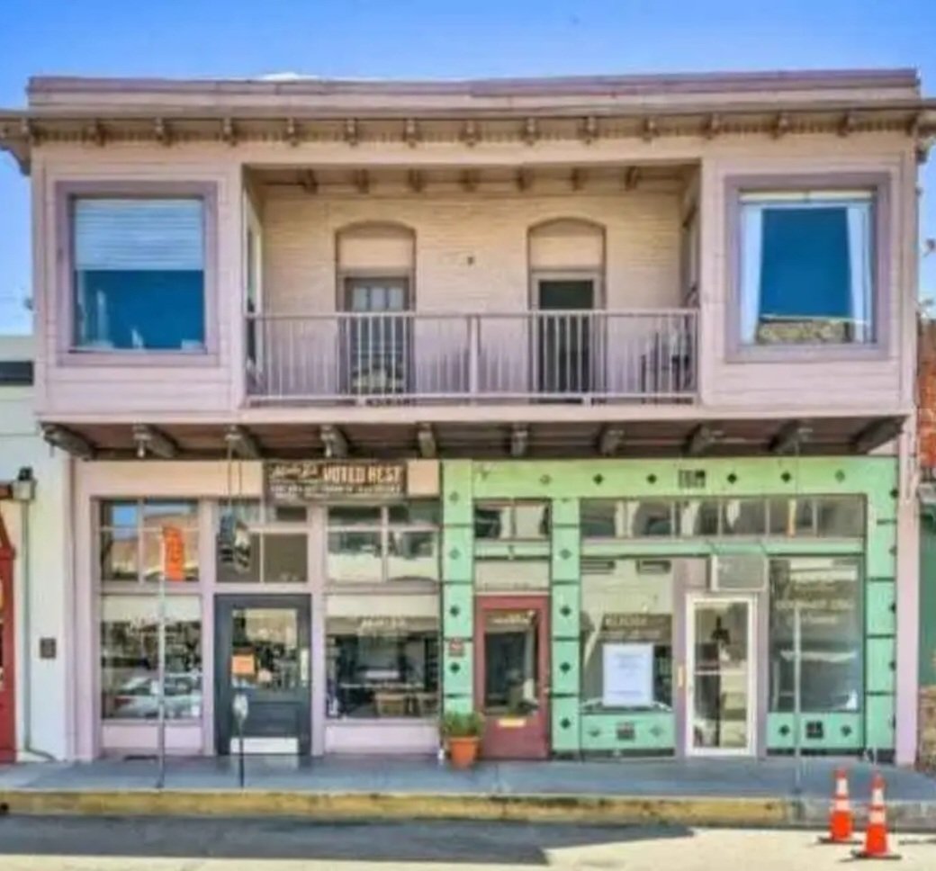Jackson Apartment: 34c Main St