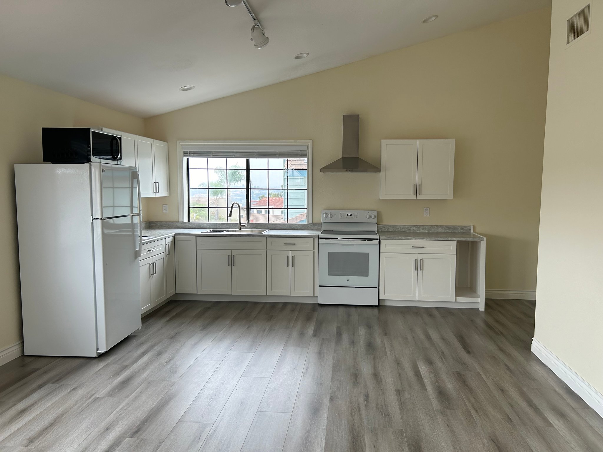 Carlsbad Other: 3426 Corvallis St