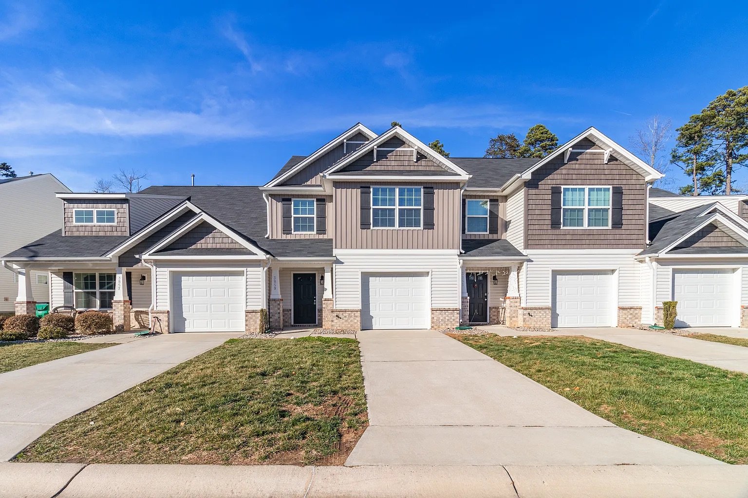 High Point Townhome: 3859 Copperfield Ct