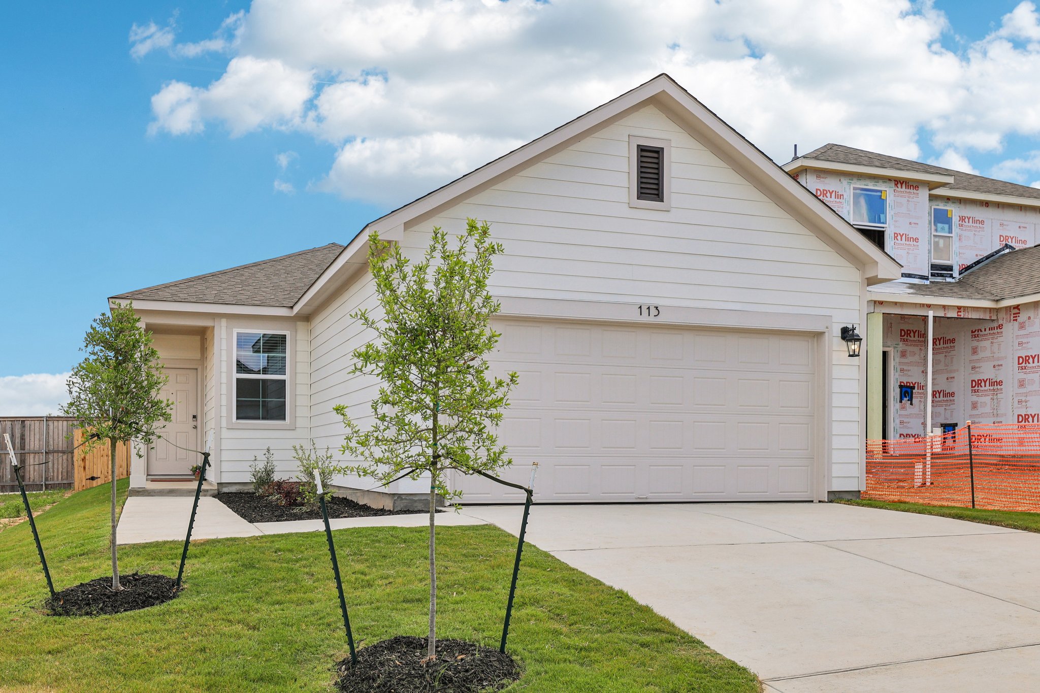 San Marcos House: 125 Cutleaf Cv
