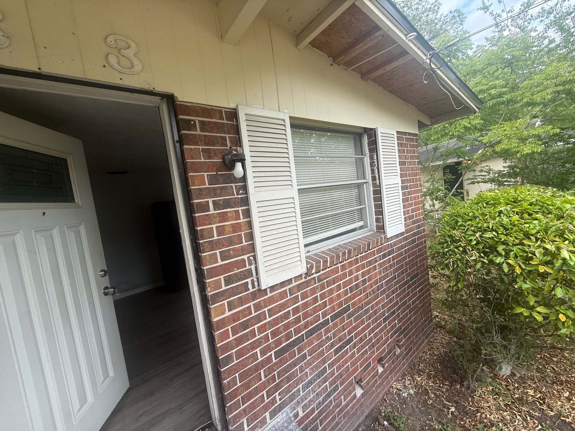 Jacksonville House: 2693 W 25th St Jacksonville, FL 32209