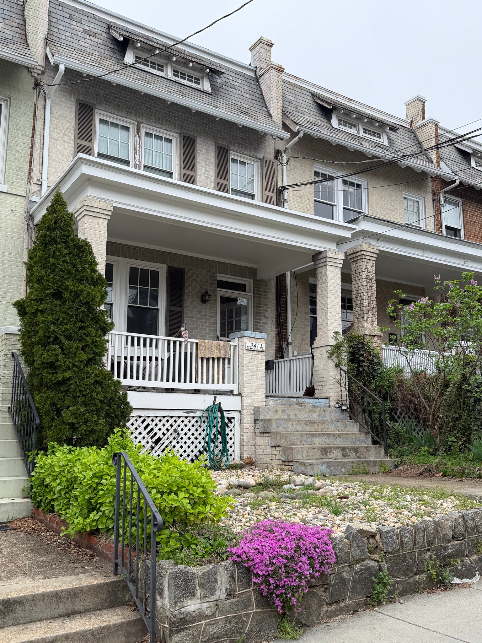 Washington Townhome: 2414 37th St NW