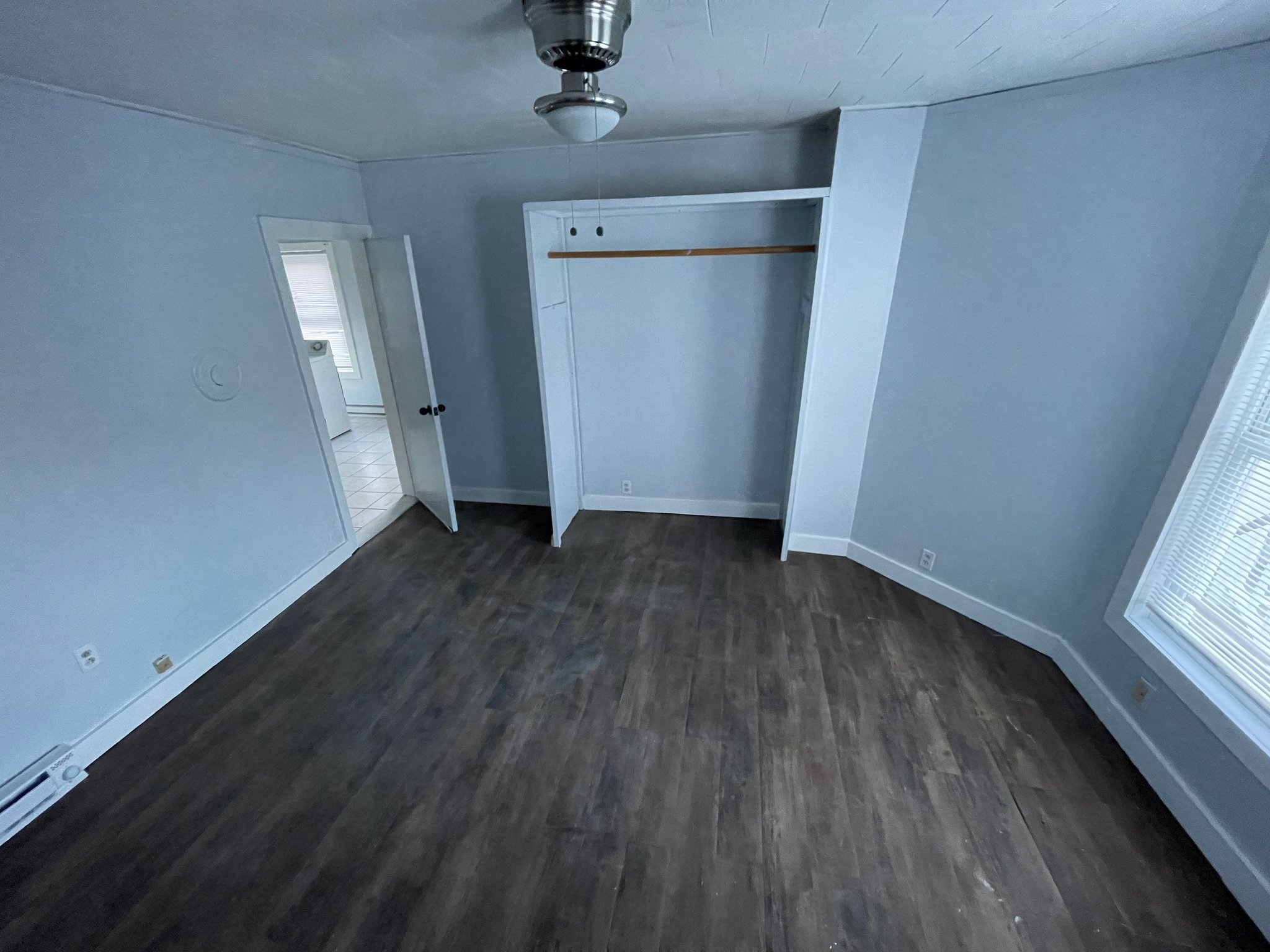 Southbridge Apartment: 47 Lens St