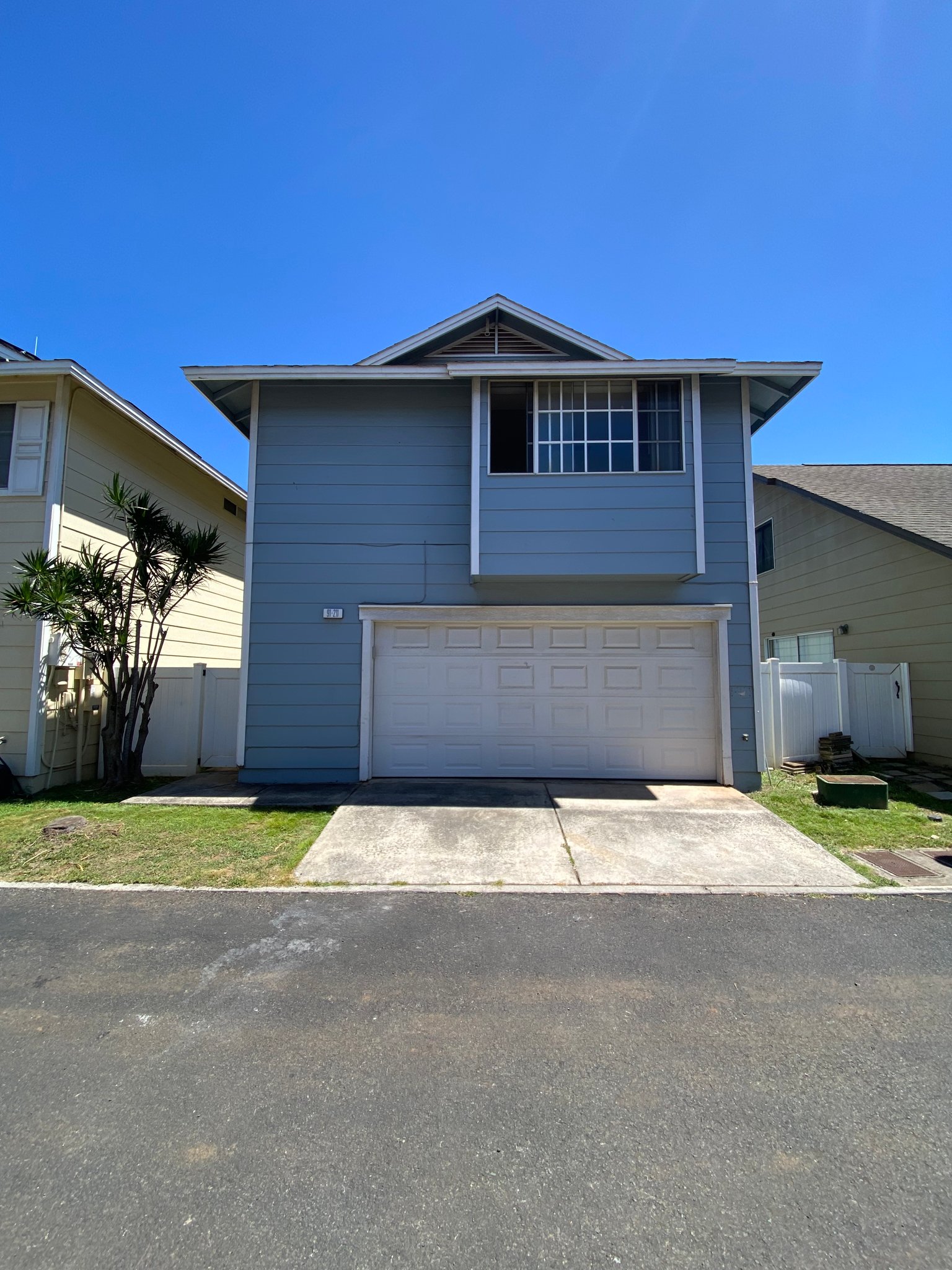 Ewa Beach House: 91-211 Niuhiwa PL.