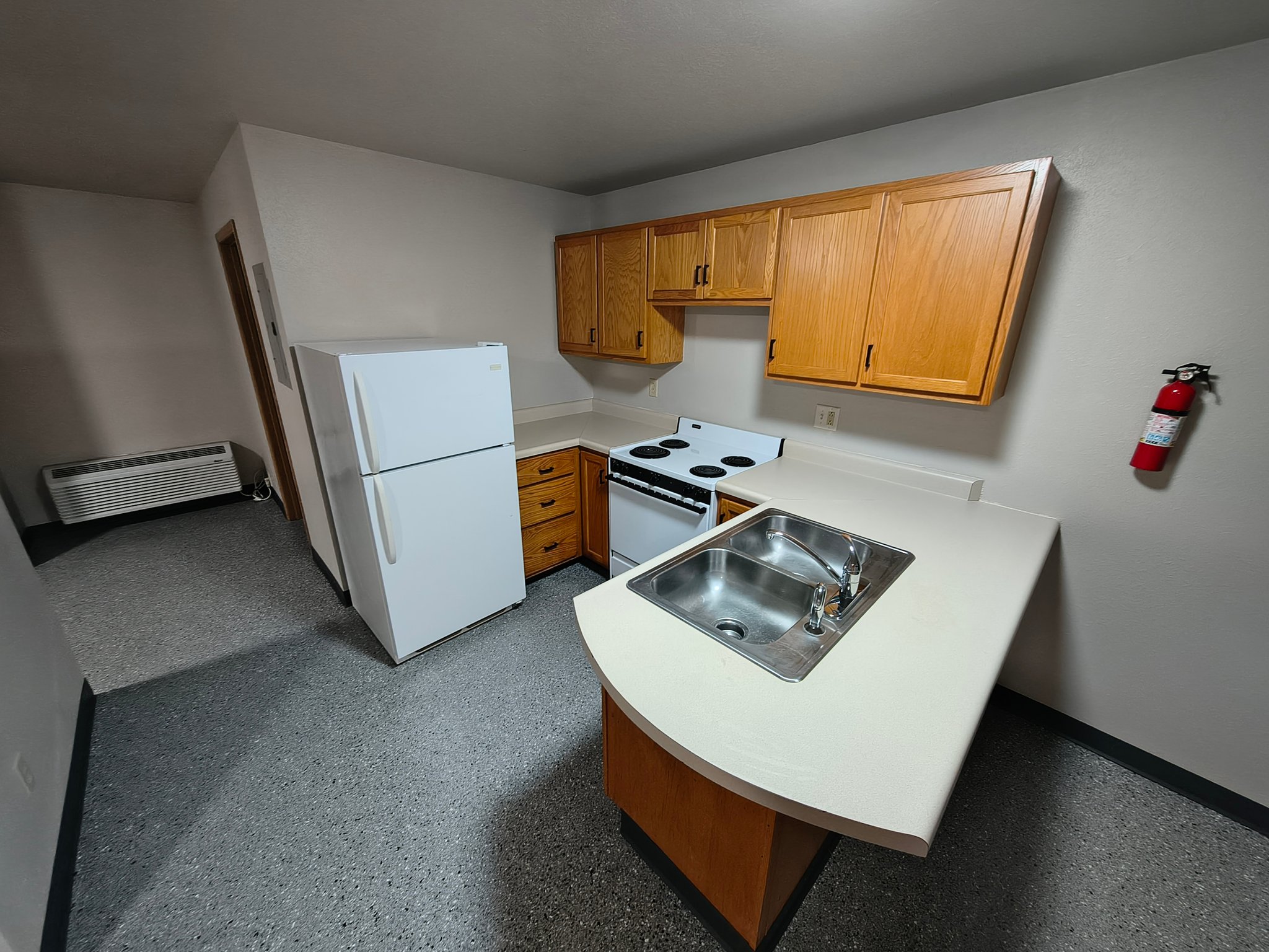 Linn Apartment: 103 Highway U
