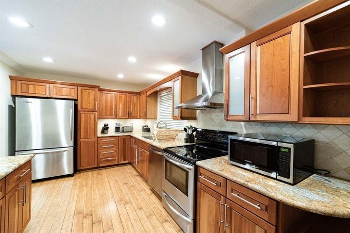 Fort Lauderdale House: 2101 NE 15th Street