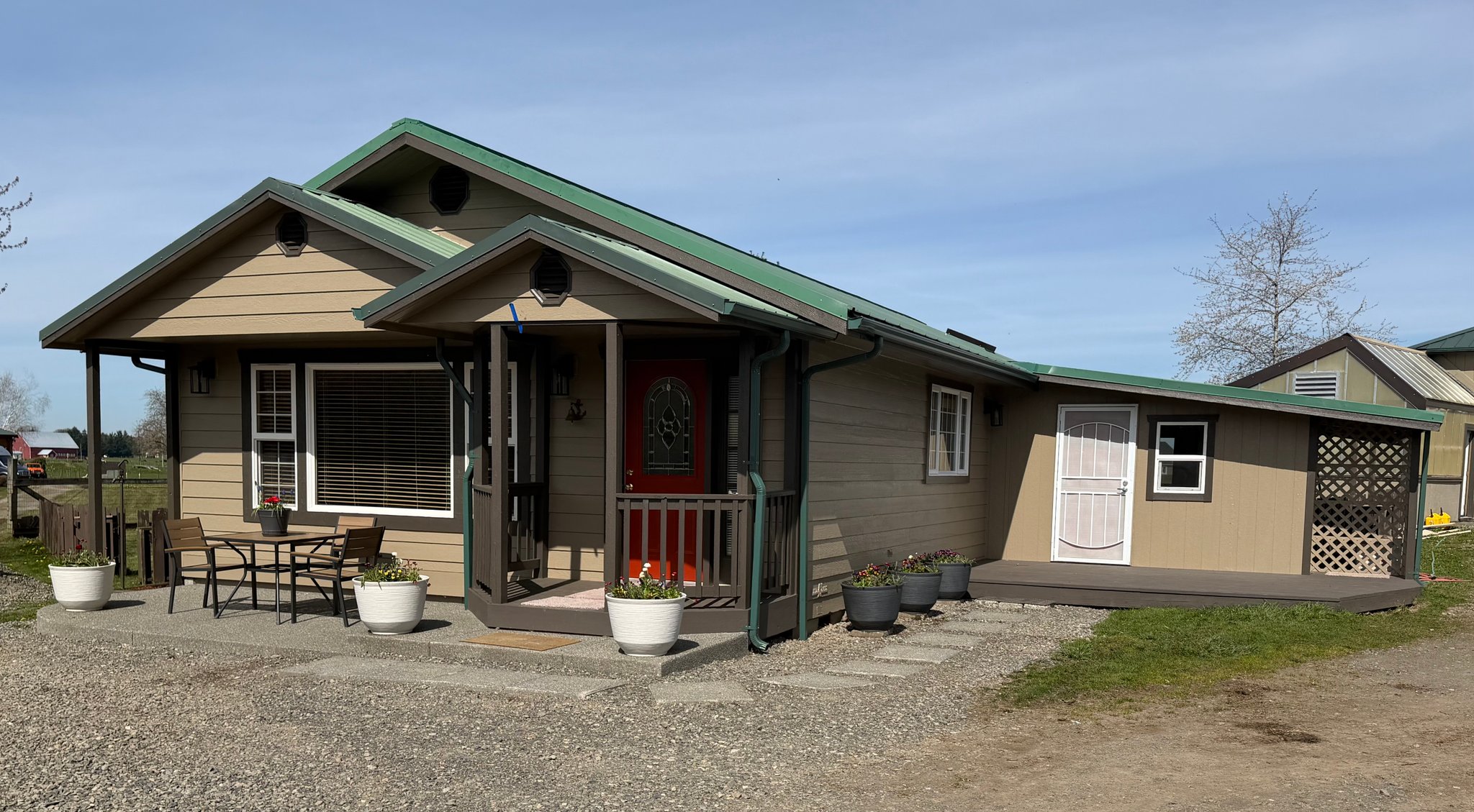 Enumclaw House: 46039 284th Ave SE