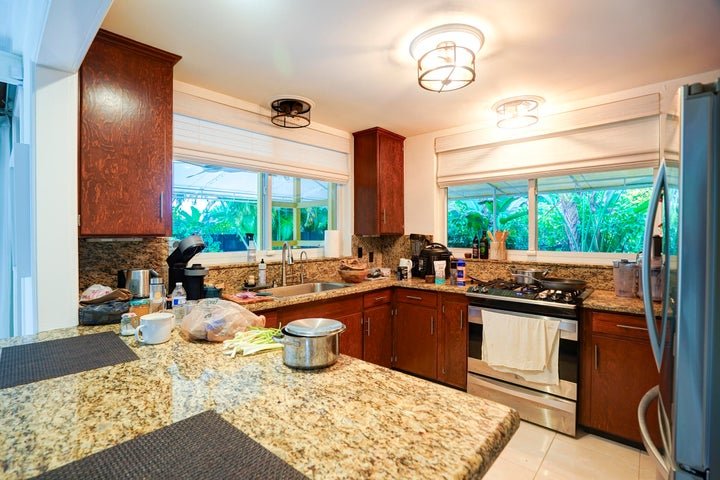 West Palm Beach House: 216 32nd Street