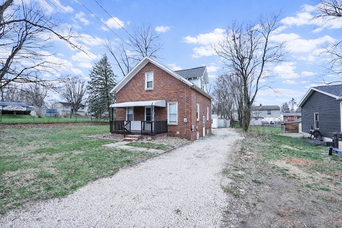 Akron House: 1455 Woodbirch Ave