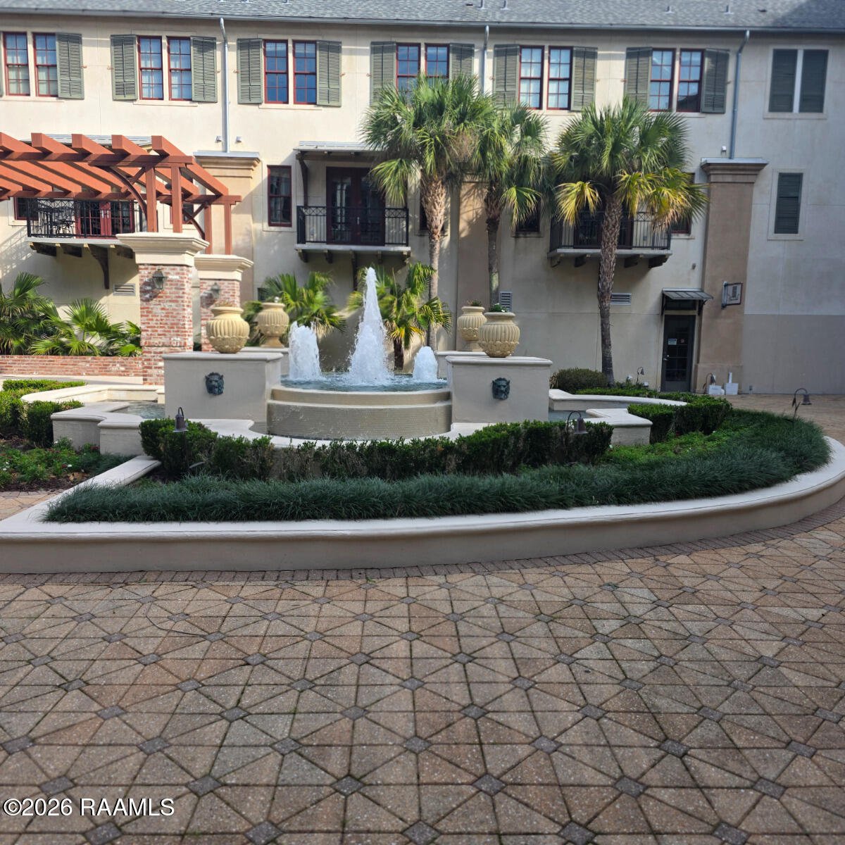 Lafayette Condo: 302 richland avenue