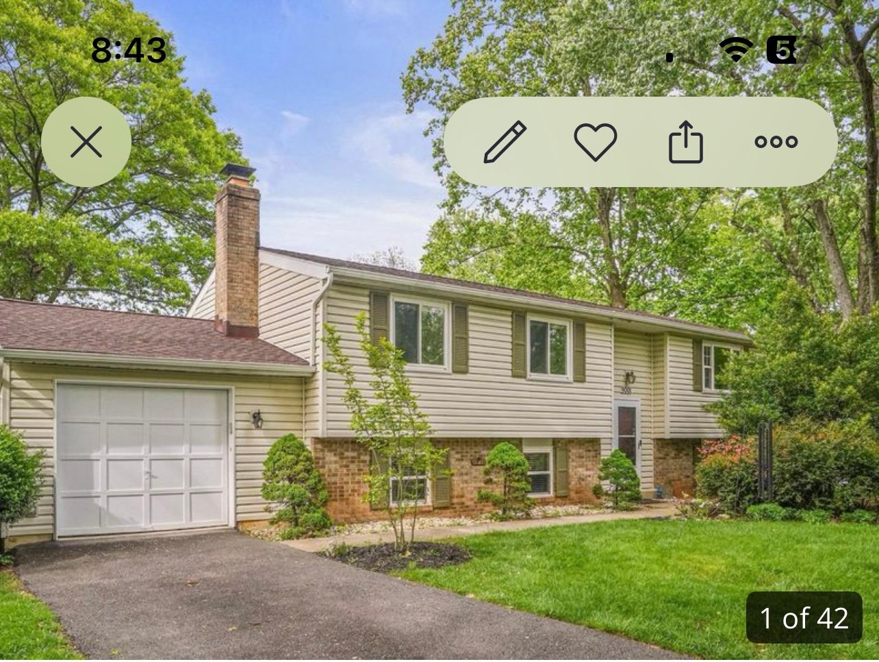 Gaithersburg House: 9001 Bannister Ln